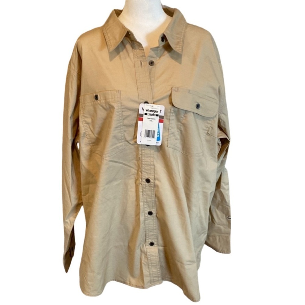 Wrangler for Women. Riggs workwear. Size 3XL. Tan vented workshirt.